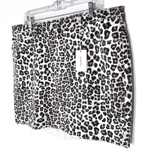 NWT Good American Leopard Print Fringe Hem White Black Jean Skirt Size 18 - Picture 8 of 12